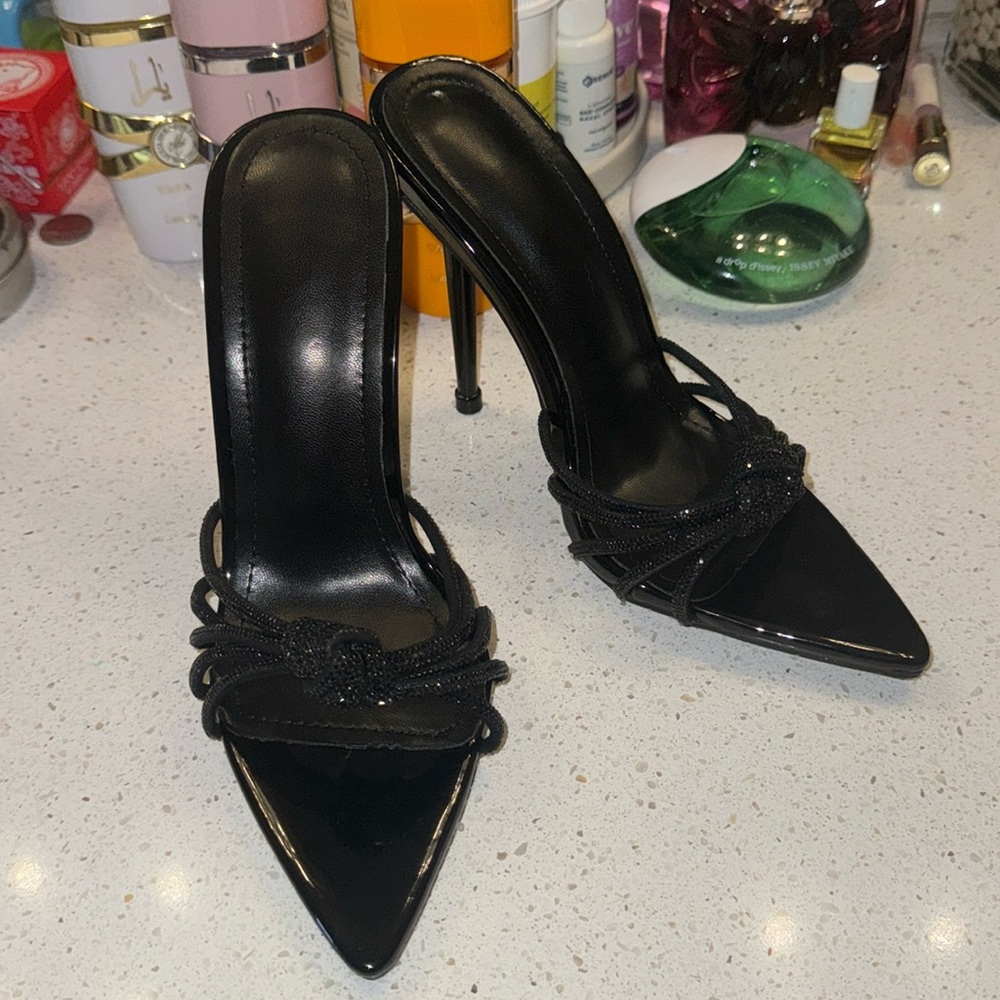 Black glitter sandal heel